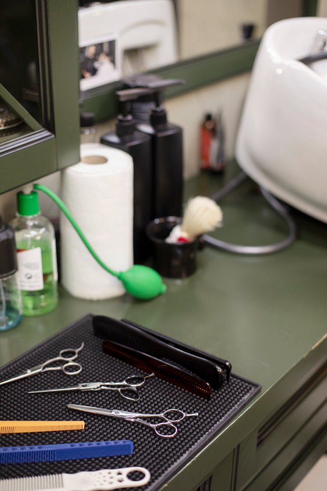 How to Manage Clutter at Your Workstation (And Why It Affects Your Speed)