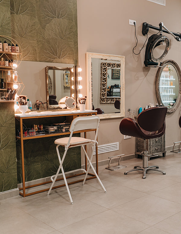 Elevate Your Salon Aesthetic: Unleashing Creative Decor Ideas for a Stylish Atmosphere